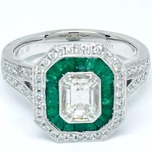 Daniel Waknine 18k Gold Emerald & Diamonds Ring